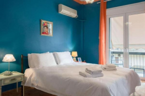 Casa de Colores, next to the metro